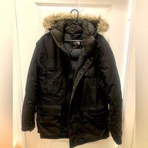 BLACK WINTER JACKET THE NORTH FACE SIZE MEDIUM